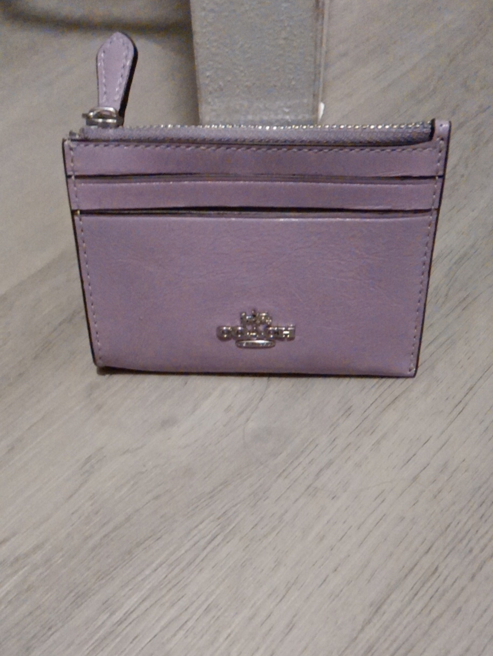 NEW Coach Lilac Leather Zip Card Wallet with Silver Logo